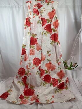 0175  floral eyelet button front maxi dress, size 12